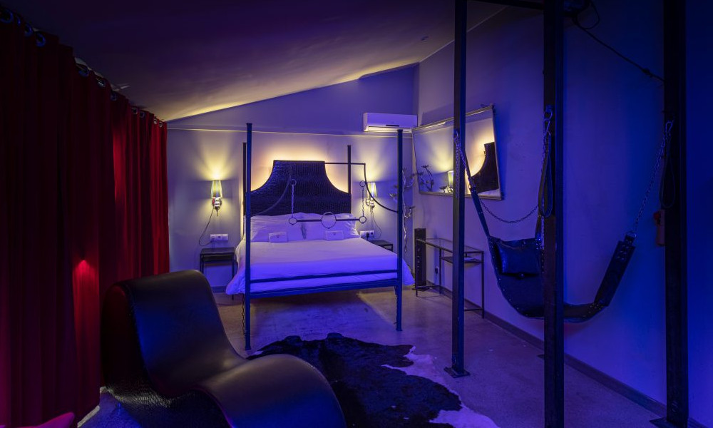 clandestino mazmorra bdsm rooms