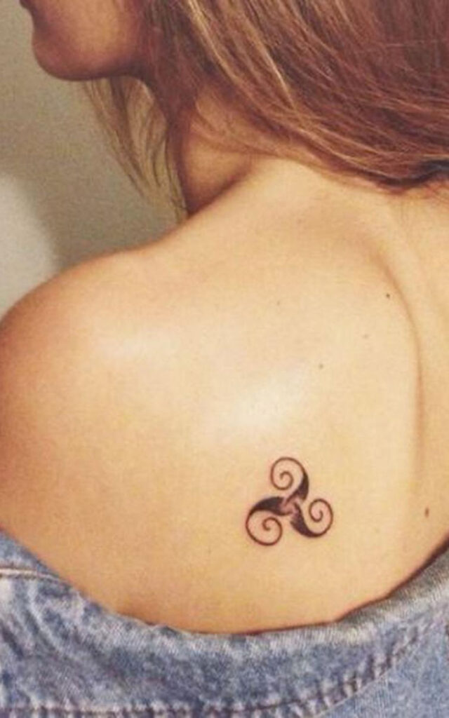 tatuaje con triskel